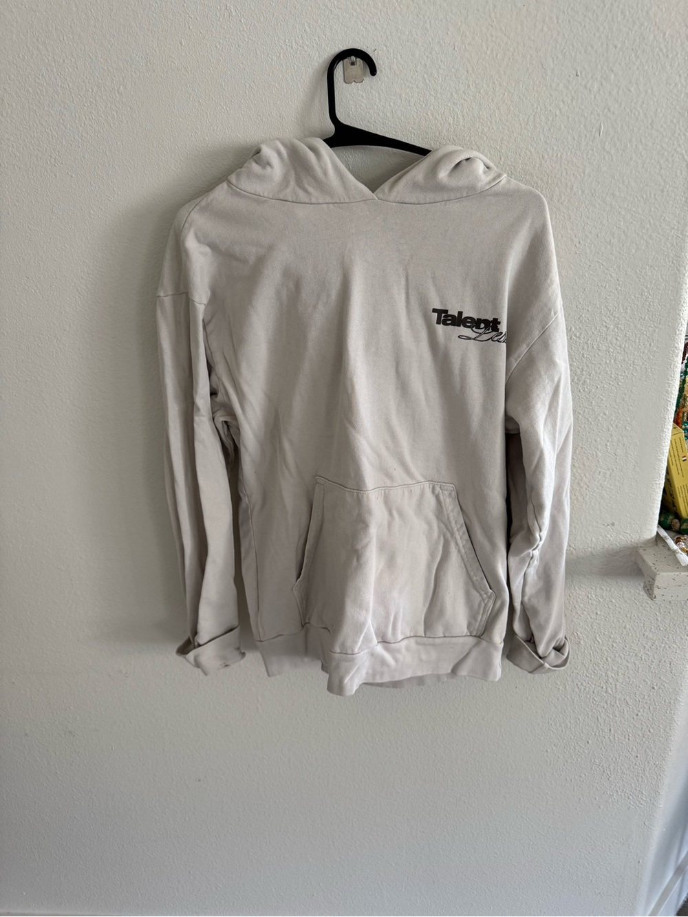 TALENTLESS Off-White Logo Hoodie Sweatshirt